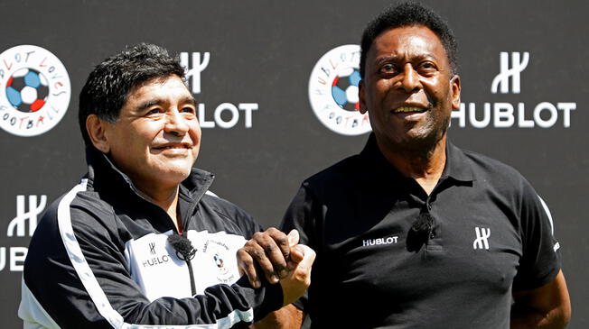 Maradona y Pelé, durante un acto publicitario.