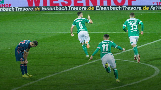 Werder Bremen venció 3-1 a Düsseldorf por la Bundesliga.