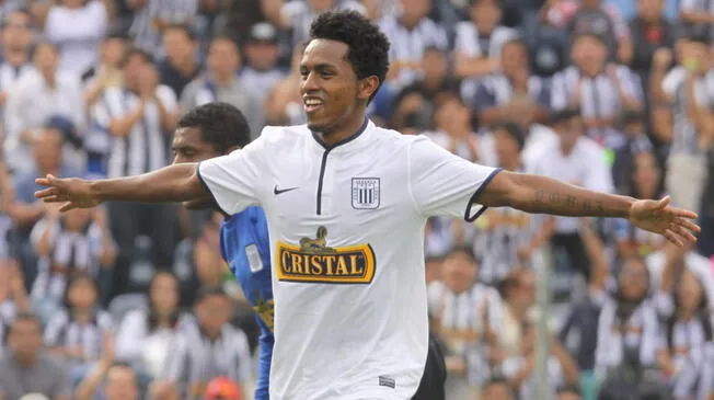Yordy Reyna celebra un gol en un amistoso de Alianza Lima en Matute.