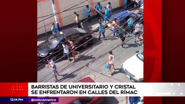 Barristas de Universitario y Sporting Cristal se enfrentaron a pedradas y balazos en el Rímac