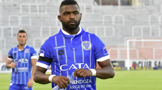 Delantero de Godoy Cruz no llegó al Toluca por increíble razón. Delantero de Godoy Cruz no llegó al Toluca por increíble razón.