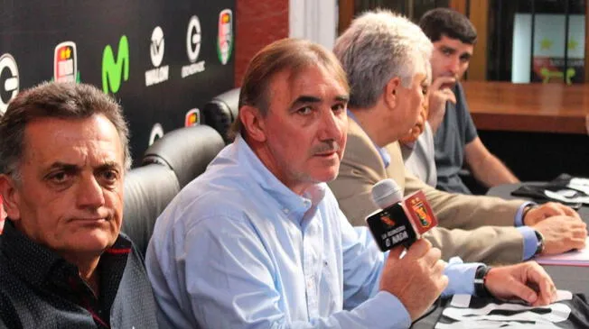 FBC Melgar: Jorge Pautasso y el 'accidentado' momento con periodista local | Video