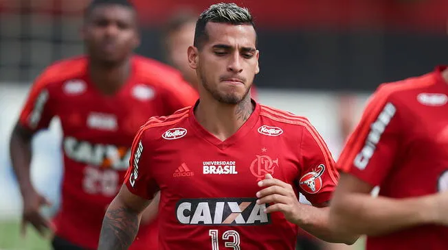 Flamengo rechazó oferta de San Lorenzo por Miguel Trauco