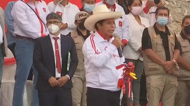 Pedro Castillo presentó a su equipo técnico en Puente Piedra