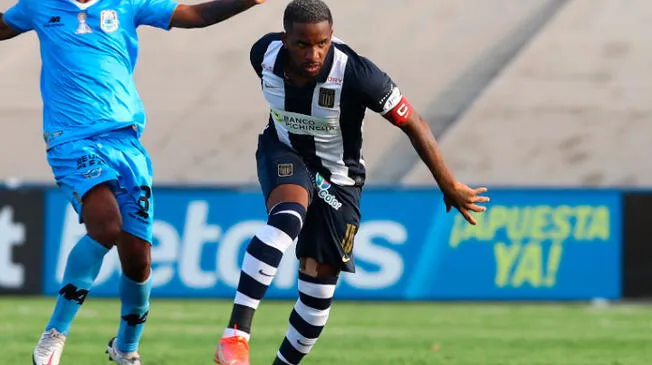 Jefferson Farfán tiene contrato por dos temporadas con Alianza Lima.