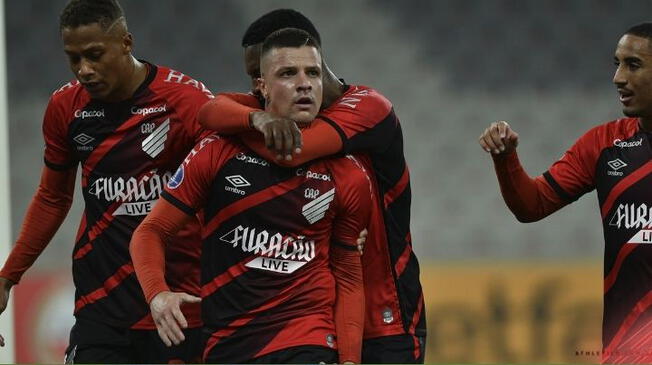 Kayzer adelantó a Atlético Paranaense: anotó el 1-0 ante Melgar en la Sudamericana 2021 - VIDEO