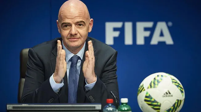 Gianni Infantino es el actual presidente de la FIFA, organización que cumplirá 117 años de fundación este 21 de mayo. Foto: AFP