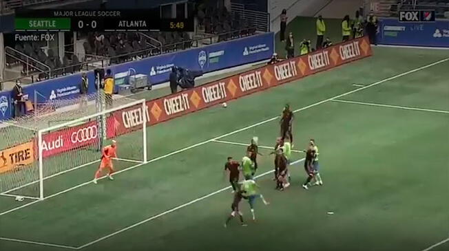 Raúl Ruidíaz convierte el primer gol en el encuentro entre Seattle Sounders vs Atlanta United