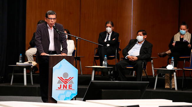 Debate organizado por el JNE se realizó entre los equipos técnicos de Fuerza Popular y Perú Libre.