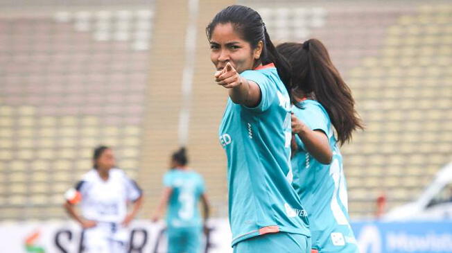 Universitario golea en su estreno en la Liga Femenina 2021 con gran actuación de Nahomi Martínez