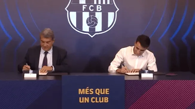 Eric García fue presentando de manera oficial por el Barcelona