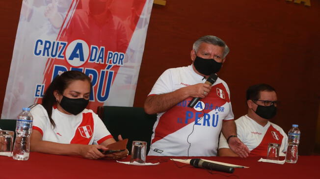 Cesar Acuña pidió a los candidatos que respeten los resultados de la ONPE