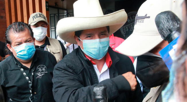 Pedro Castillo sobre simpatizantes de Perú Libre en Plaza de Armas