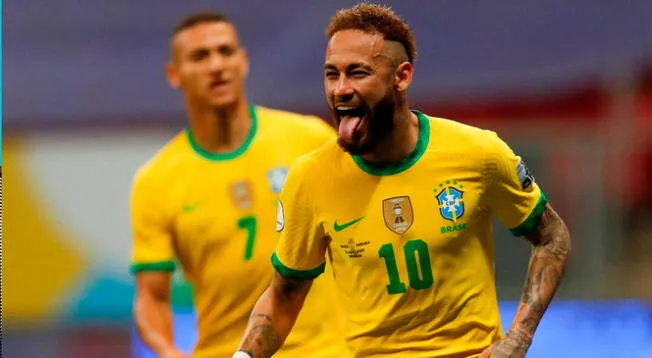 Neymar festeja el segundo tanto de Brasil ante Venezuela