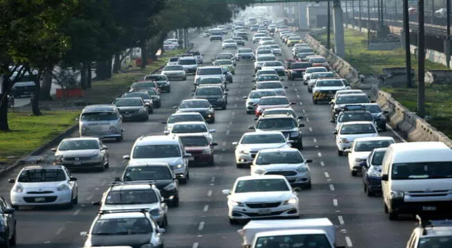 Recuerda el Hoy no circula de este viernes