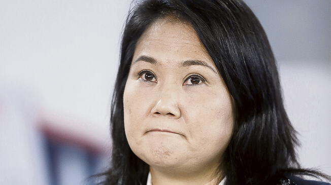 Keiko Fujimori acude a Palacio de Gobierno sin imaginar que la insultarían.