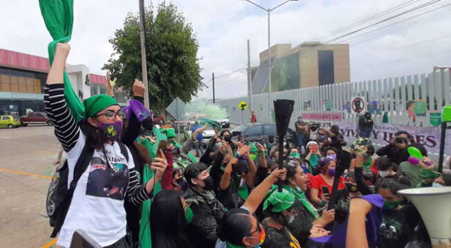 Mujeres pro-aborto celebraron la aprobación del Congreso