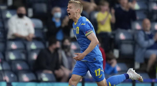 Zinchenko Huyó de la guerra, fue echado de varios equipos y ahora brilla en la Euro