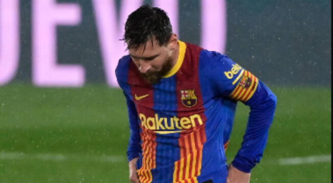 Lionel Messi más lejos que cerca de renovar con el Barcelona.