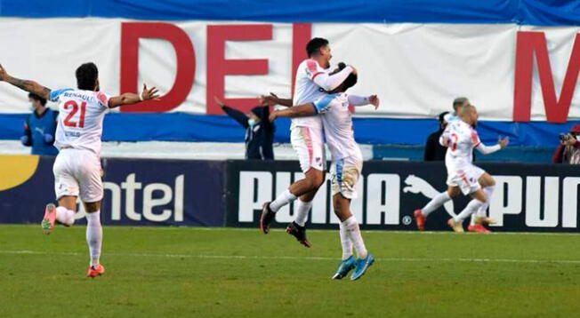 Nacional venció a Peñarol