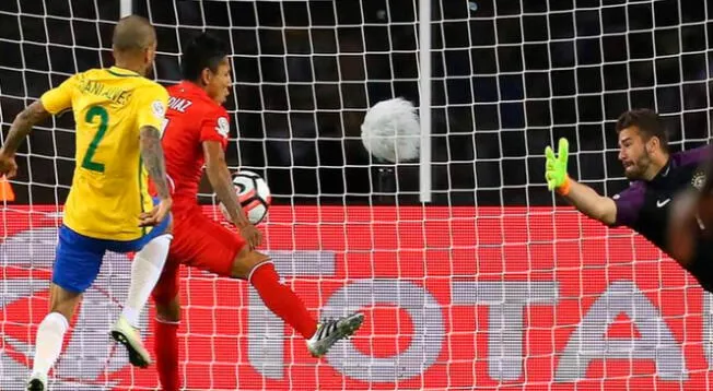 Raúl Ruidíaz fue protagonista del último triunfo de Perú sobre Brasil en Copa América.