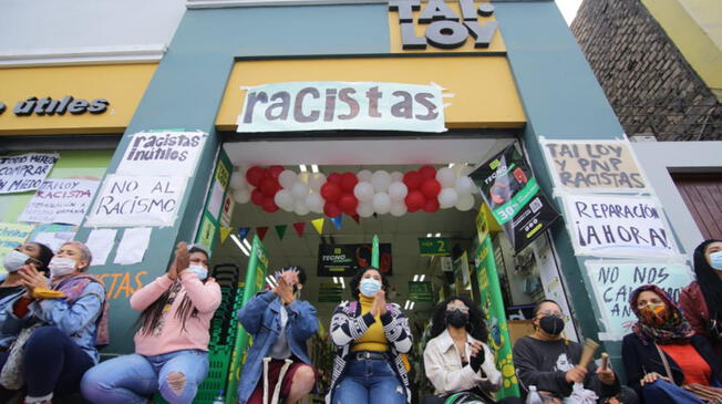 Activistas llegaron hasta la sede de Tai Loy en Barranco a protestar.