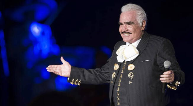 Vicente Fernández fue hospitalizado