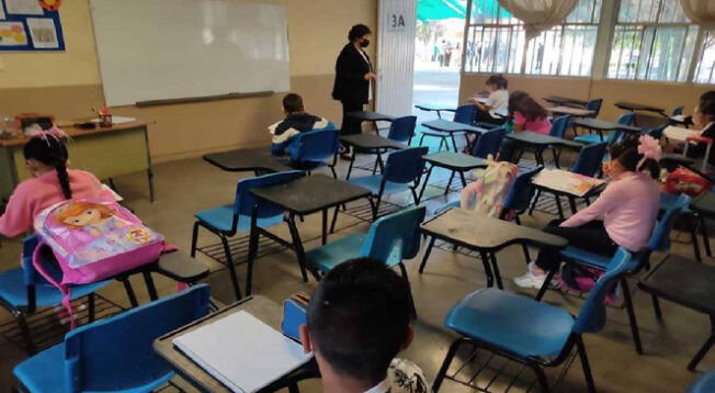 Autoridades insisten en regresar a clases presenciales en agosto