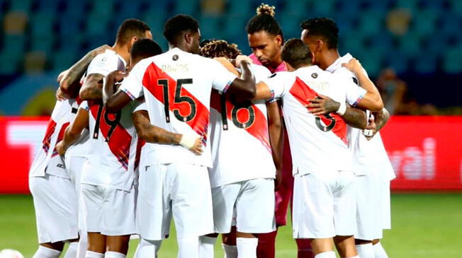 Ricardo Gareca mira el futuro de 'La Bicolor' con sumo optimismo. Foto: FPF