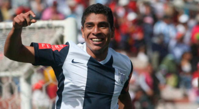 Paolo Hurtado podría continuar su carrera en Alianza Lima
