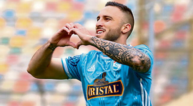 Emanuel Herrera alentó a Sporting Cristal en su partido por la Sudamericana