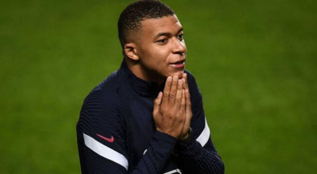 Kylian Mbappé espera que Real Madrid concrete su fichaje esta semana.