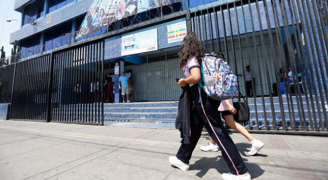 Ministerio de Educación reveló que en Lima y Callao aún no se volverá a la presencialidad.