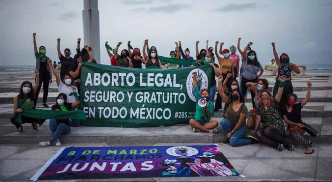 Colectivos pro-aborto celebran aval del Congreso de Veracruz