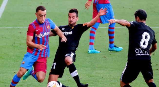 Sergiño Dest recibió importantes ofertas, pero su prioridad es Barcelona.