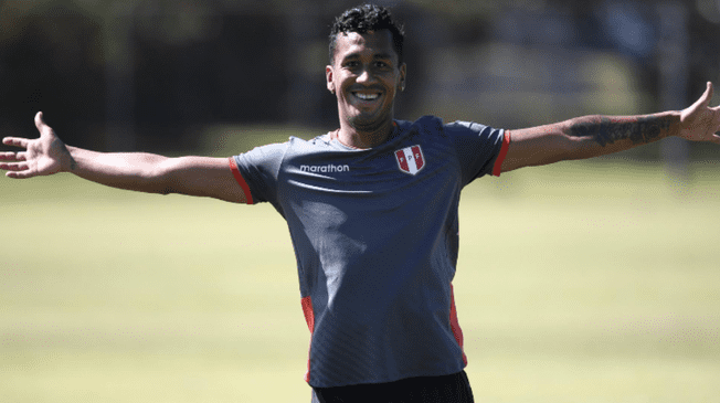 Renato Tapia no sería el único peruano que jugará LaLiga 2021-2022