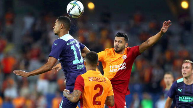 Galatasaray enfrenta a ST Johnstone de Escocia por la Europa League.