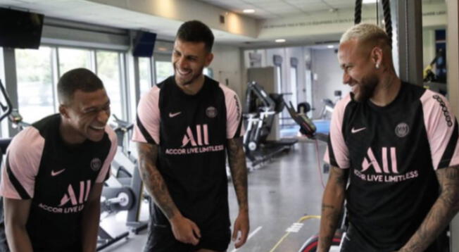 Kylian Mbappé, Leandro Paredes y Neymar felices en los entrenamientos.