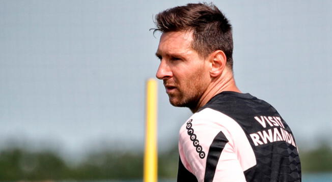 Lionel Messi firmó por el PSG hasta el 2023.