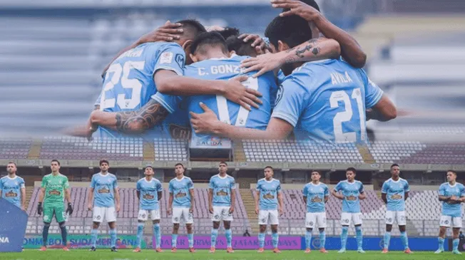 Cristal se volverá a medir con Peñarol por el honor y con Binacional por Liga 1.