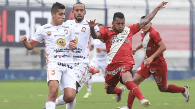 Universitario empató 1-1 con Ayacucho en Villa El Salvador