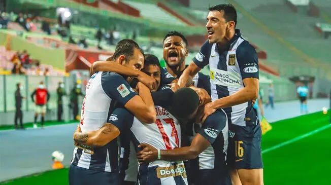 Universitario perdió ante Alianza Lima por clásico fútbol peruano