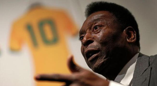 Pelé está hospitalizado en Brasil