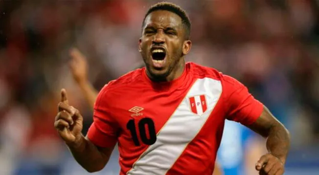 Jefferson Farfán celebró su convocatoria