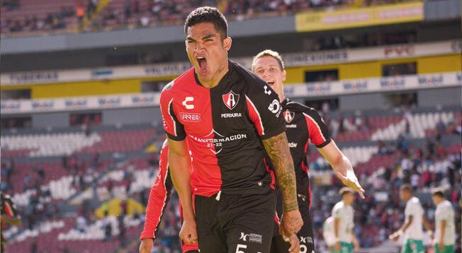 Anderson Santamaría en el once ideal de la fecha 10 de la Liga MX