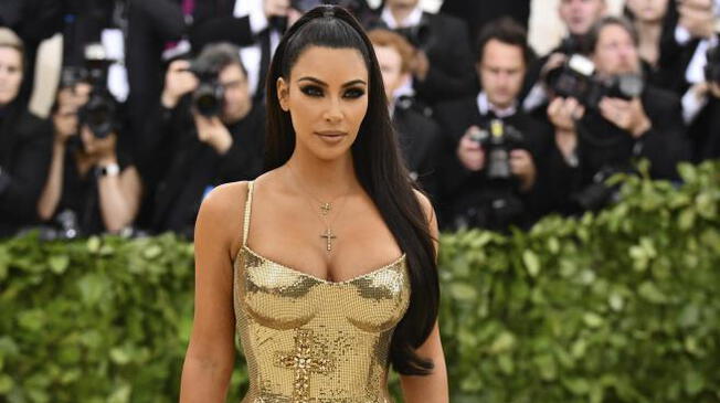 El estilista de Kim Kardashian revela el precio de su peinado para la Met Gala 2021.
