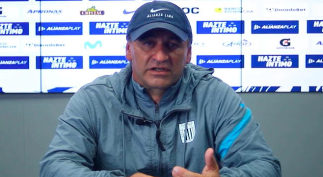 Carlos Bustos dirigirá a Alianza Lima por segundo año seguido.