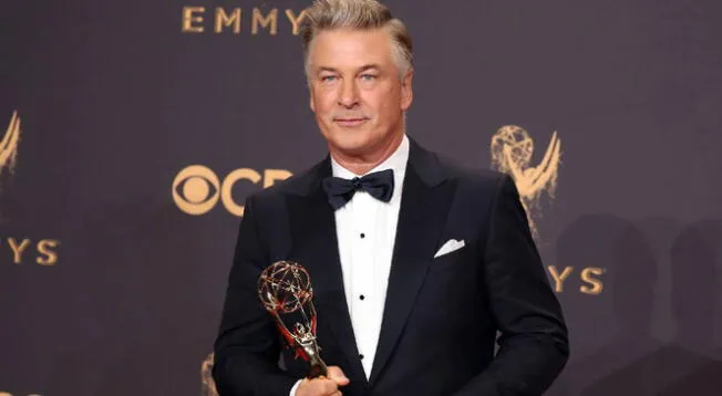 Actor Alec Baldwin mató por accidente a una mujer en set de grabación de su película