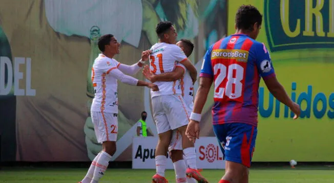 Ayacucho FC celebra triunfo en la Videna