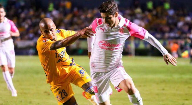 Tigres y Chivas protagonizaron electrizante partido en Liga MX.